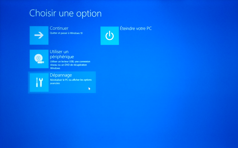 premier ecran - Windows 10 ne démarre pas !!